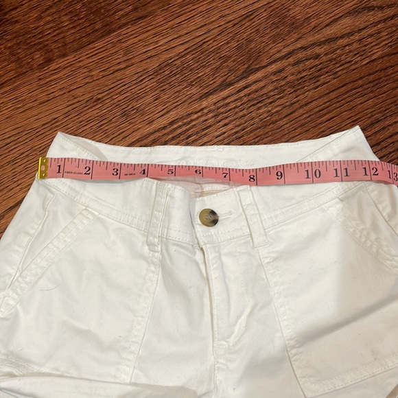 White Arizona Shorts - Picture 3 of 6